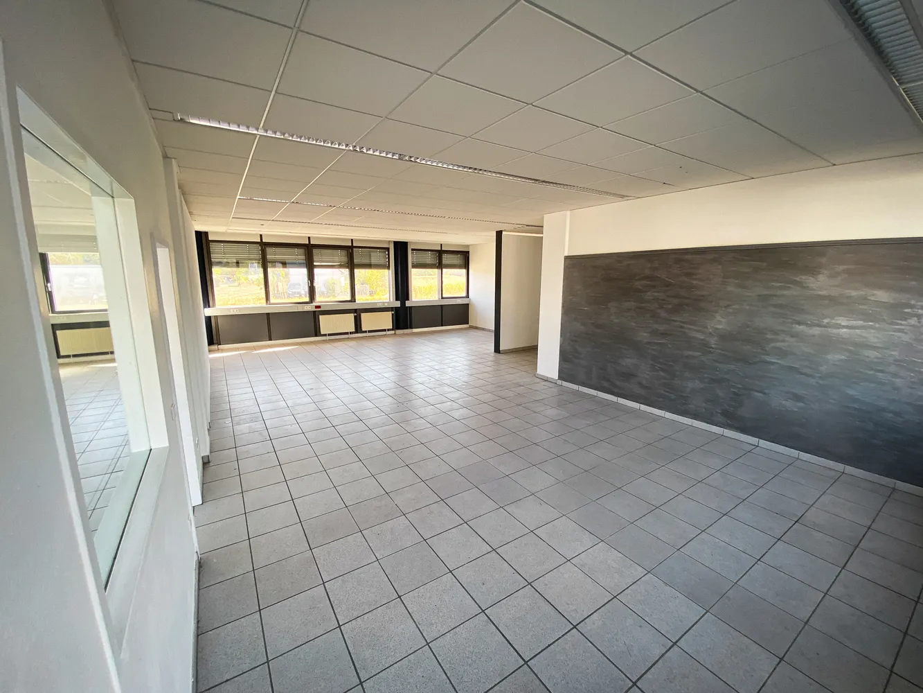3 Zimmer Wohnung mit 130 m² in Karlsruhe – Bild 12