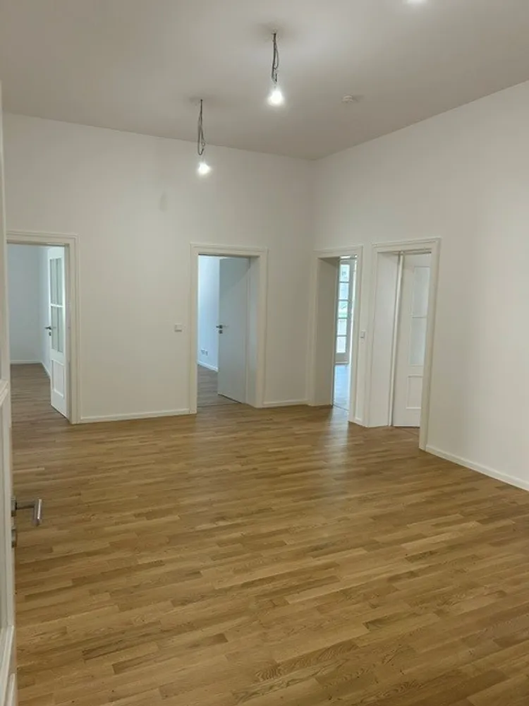 5 Zimmer Wohnung mit 179 m² in München – Bild 5
