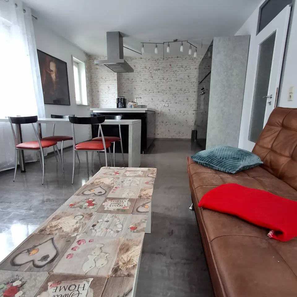 2 Zimmer Wohnung mit 44 m² in Jena – Bild 1
