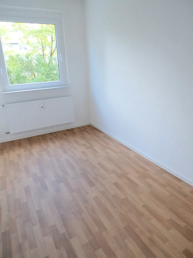 3 Zimmer Wohnung mit 69 m² in Werdau – Bild 1