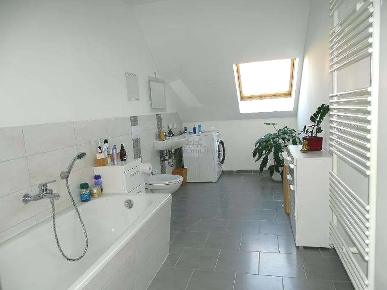 3 Zimmer Wohnung mit 94 m² in Leipzig – Bild 3