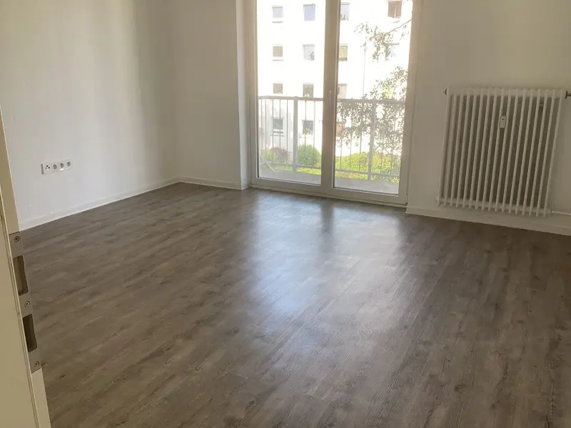 4 Zimmer Wohnung mit 77 m² in Bremen – Bild 1
