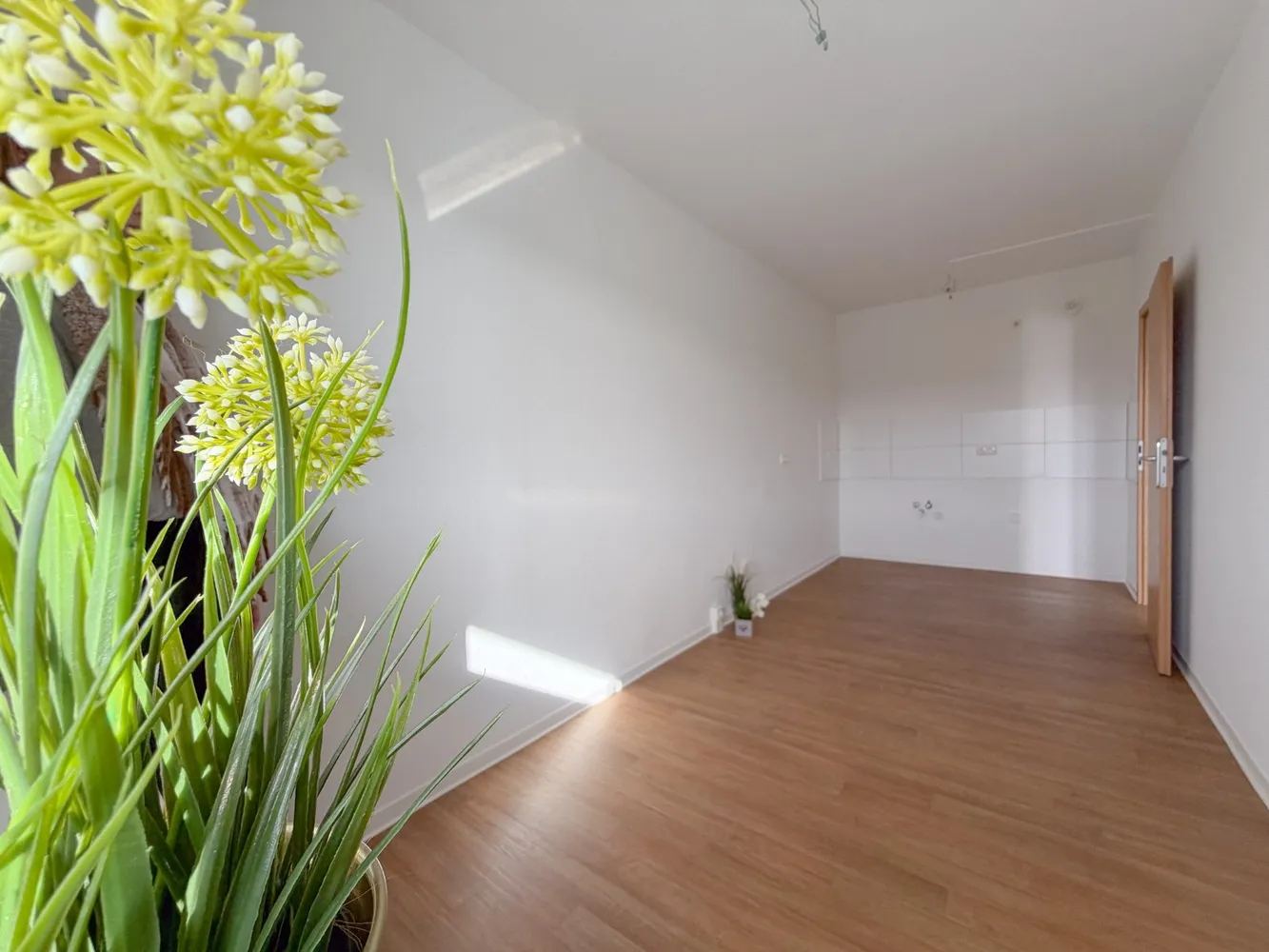 2 Zimmer Wohnung mit 58 m² in Magdeburg – Bild 2