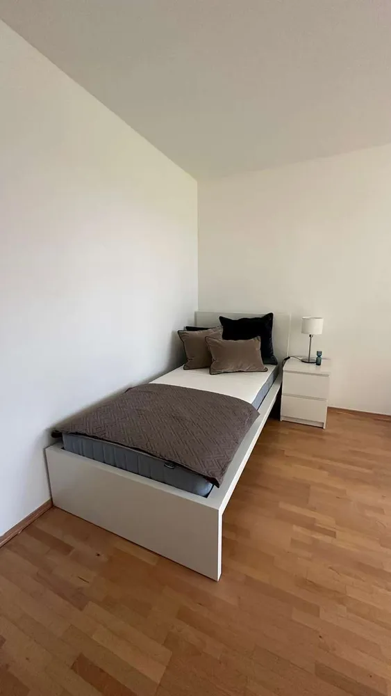 1 Zimmer Wohnung mit 28 m² in Düsseldorf – Bild 2