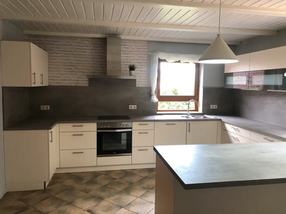 5 Zimmer Haus mit 257 m² in Kaiserslautern – Bild 3