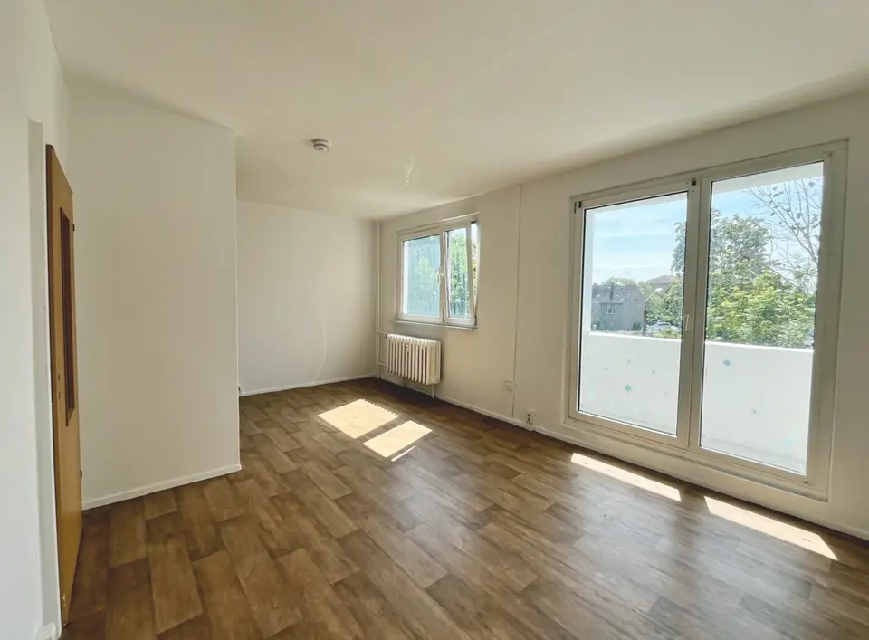 3 Zimmer Wohnung mit 60 m² in Bitterfeld-Wolfen – Bild 1