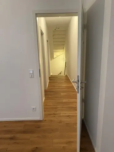 4 Zimmer Haus mit 120 m² in Frankfurt am Main – Bild 11