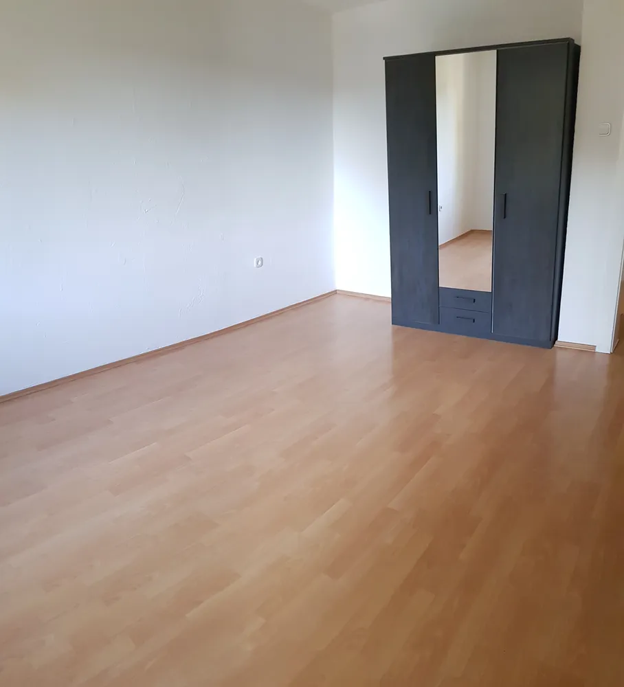 2 Zimmer Wohnung mit 41 m² in Duisburg – Bild 2