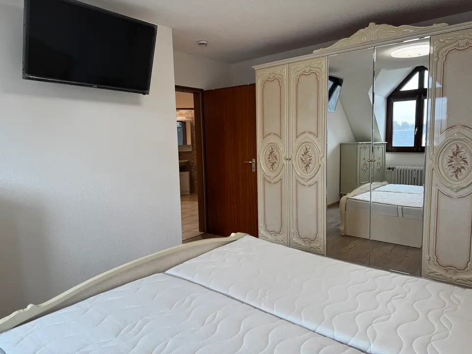 5 Zimmer Wohnung mit 120 m² in Freiburg im Breisgau – Bild 3