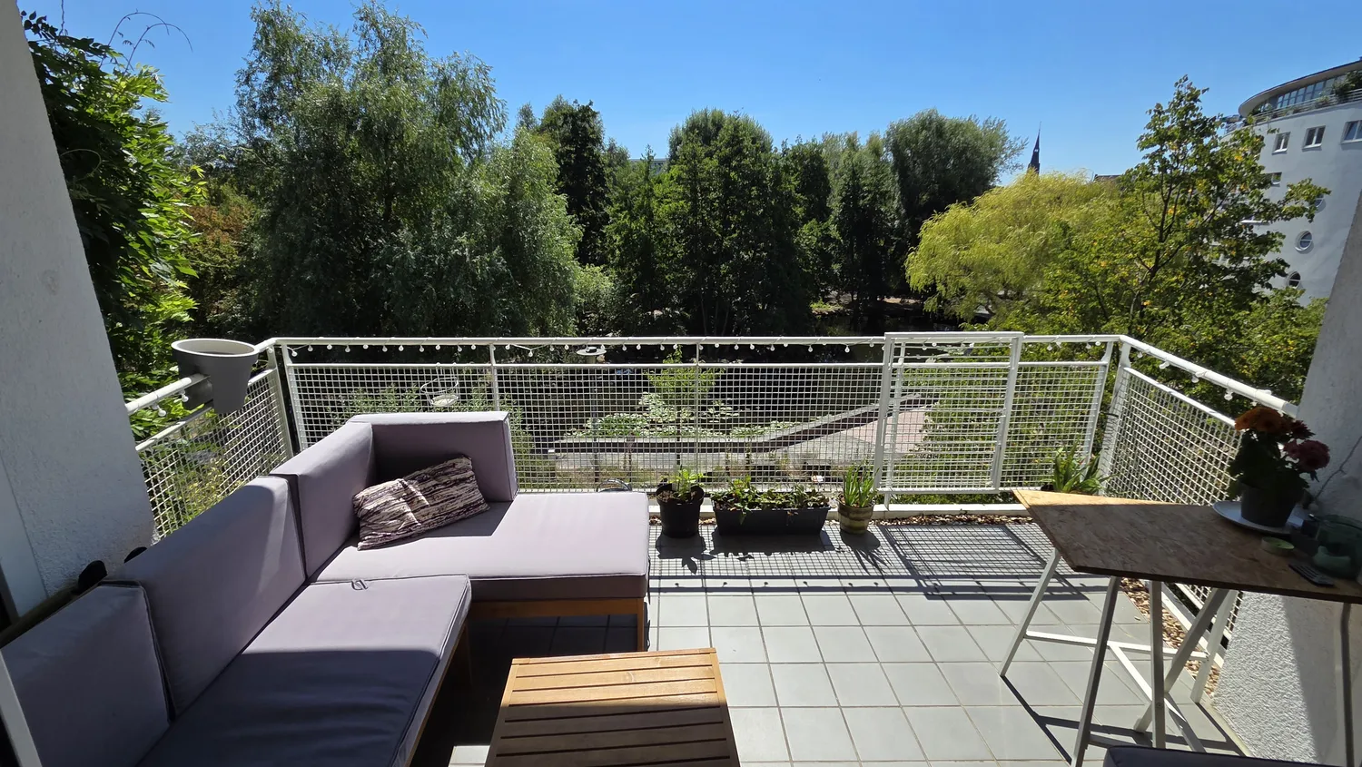 2 Zimmer Wohnung mit 70 m² in Köln – Bild 1
