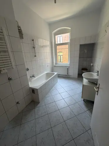 4 Zimmer Wohnung mit 105 m² in Hannover – Bild 6