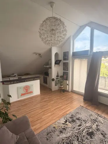 2 Zimmer Wohnung mit 60 m² in Köln – Bild 2