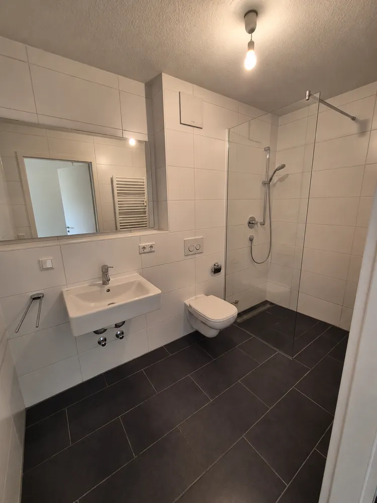 2 Zimmer Wohnung mit 46 m² in Karlsruhe – Bild 3