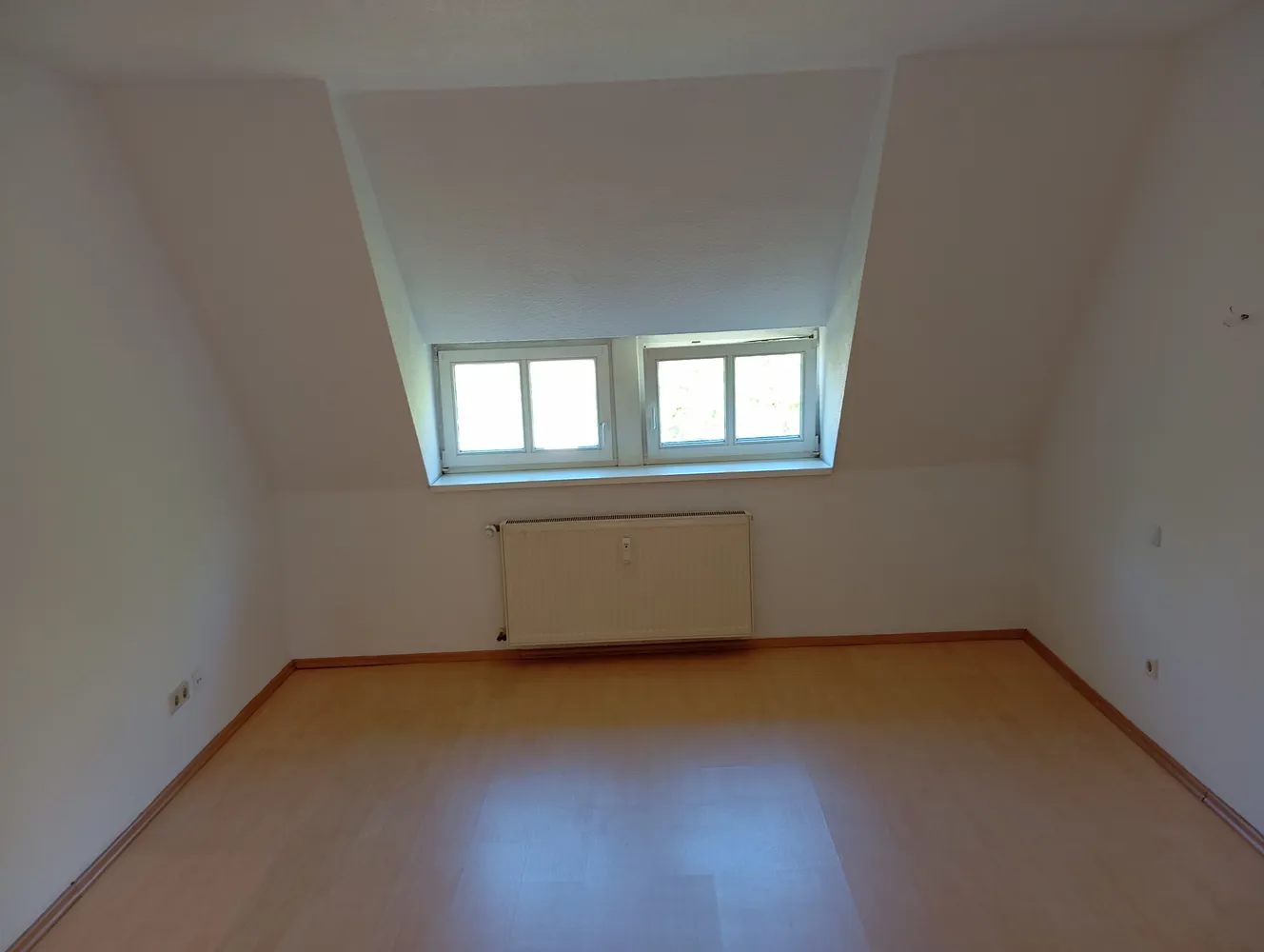 3 Zimmer Wohnung mit 91 m² in Naumburg (Saale) – Bild 1