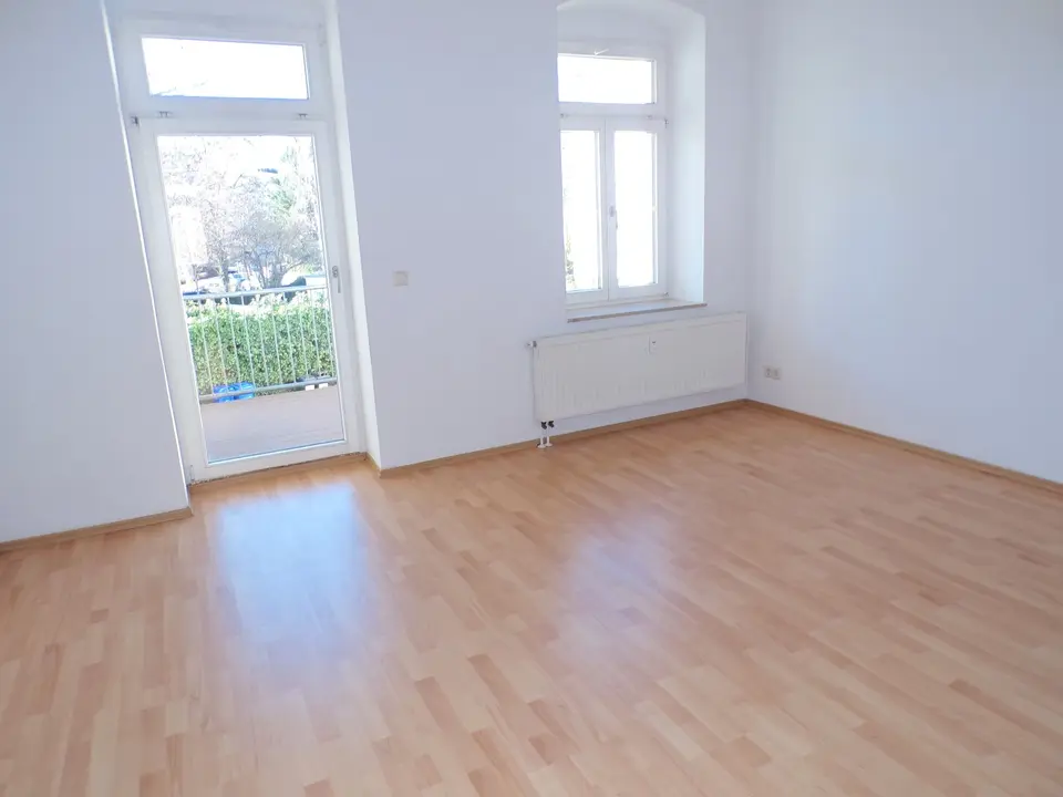 5 Zimmer Wohnung mit 118 m² in Zwickau – Bild 2