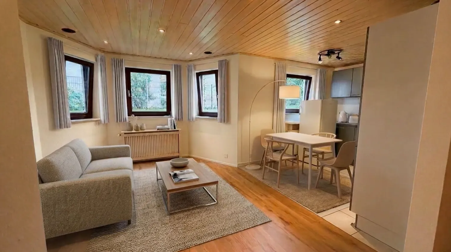 2 Zimmer Wohnung mit 42 m² in Stuttgart – Bild 2