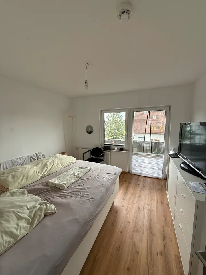 WG-Zimmer mit 85 m² in Wiesbaden – Bild 1