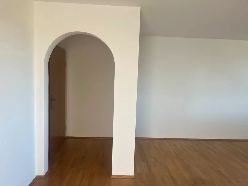 2 Zimmer Wohnung mit 84 m² in Dresden – Bild 7