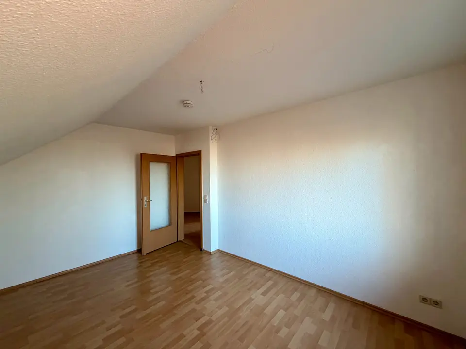 2 Zimmer Wohnung mit 60 m² in Weißenfels – Bild 9