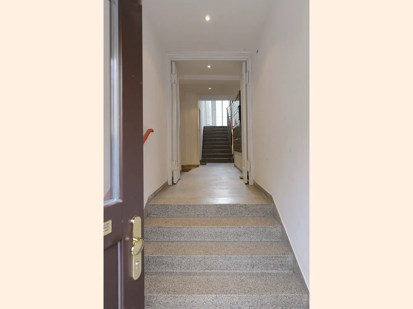 2 room apartment with 54 m² in Munich – Photo 2