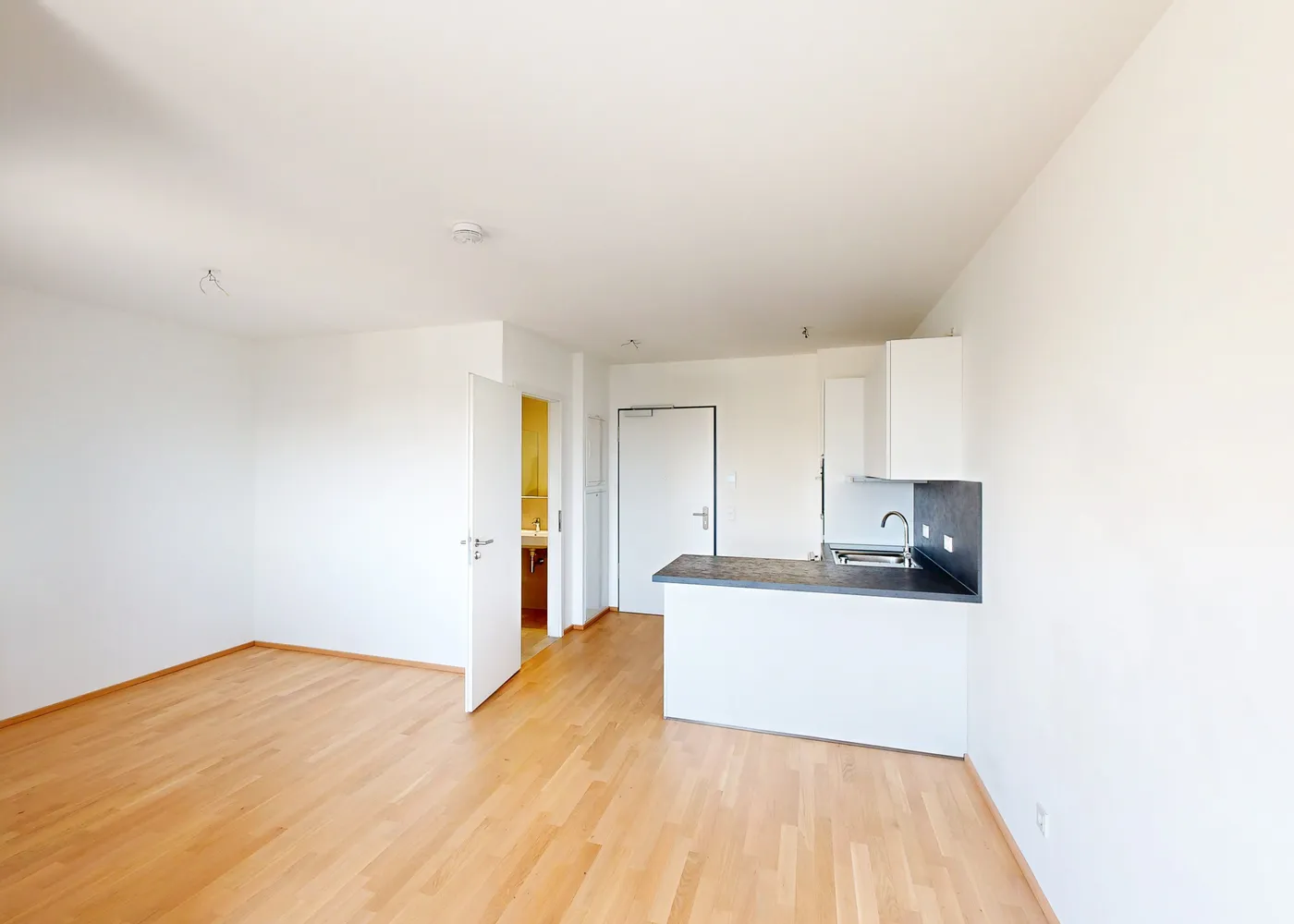 1 room apartment with 33 m² in Augsburg – Photo 1