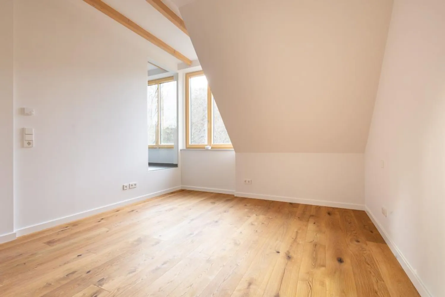 5 Zimmer Wohnung mit 186 m² in Gera – Bild 3