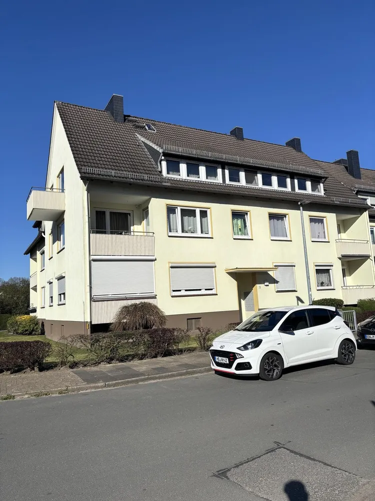 4 Zimmer Wohnung mit 83 m² in Bremen – Bild 1