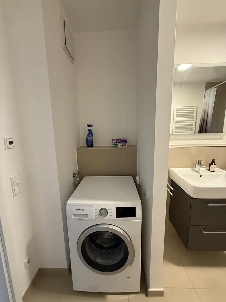 2 Zimmer Wohnung mit 76 m² in Hürth – Bild 2