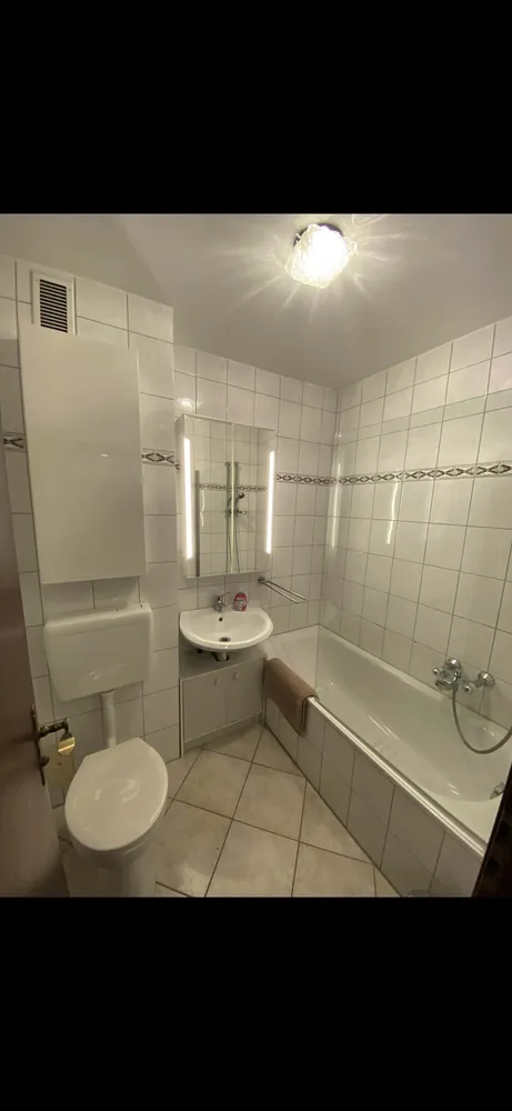 Shared room with 15 m² in Munich – Photo 3