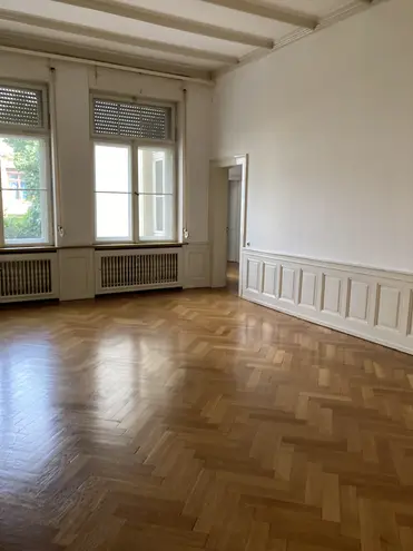7 Zimmer Wohnung mit 246 m² in Karlsruhe – Bild 6