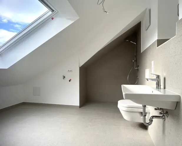 2 Zimmer Wohnung mit 70 m² in Frankfurt am Main – Bild 4