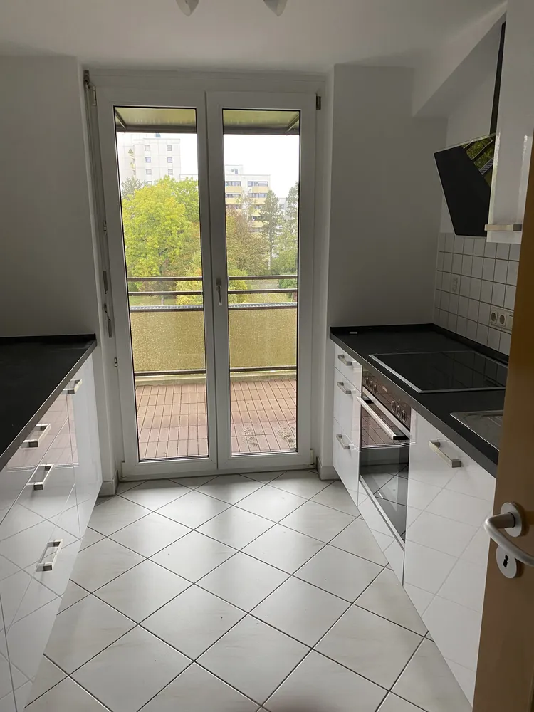 2 Zimmer Wohnung mit 66 m² in München – Bild 3