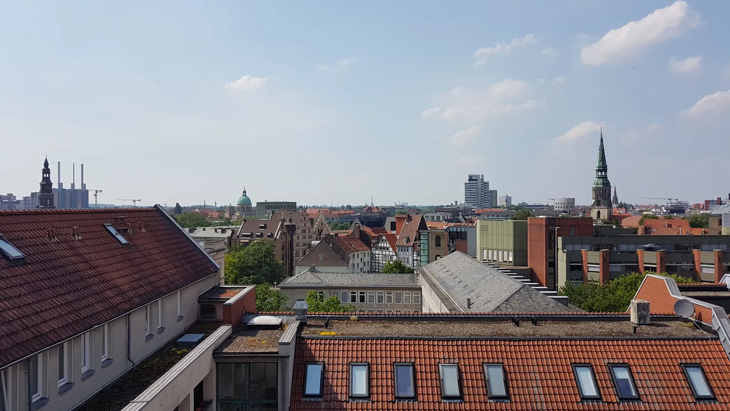 4 Zimmer Wohnung mit 128 m² in Hannover – Bild 2