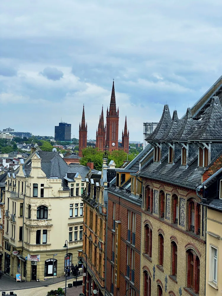 3 Zimmer Wohnung mit 86 m² in Wiesbaden – Bild 1
