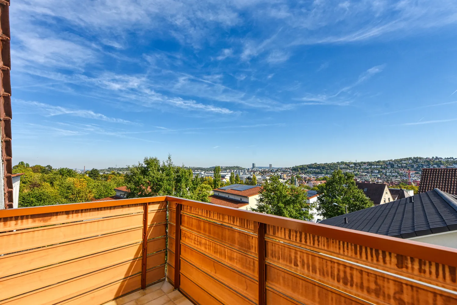 4 Zimmer Wohnung mit 99 m² in Stuttgart – Bild 2