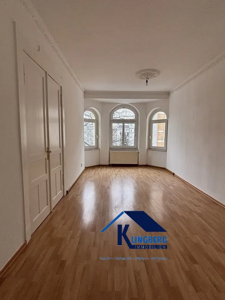 4 Zimmer Wohnung mit 125 m² in Zeitz – Bild 1