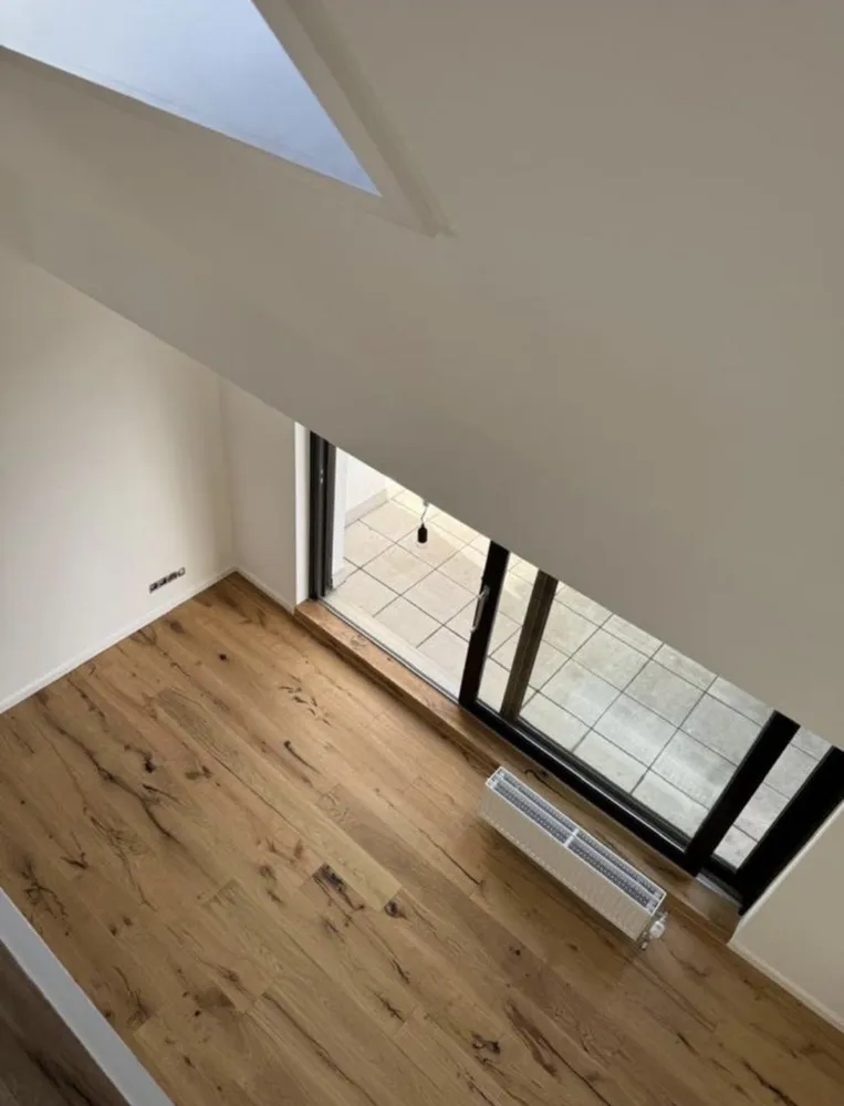 2 room apartment with 80 m² in Düsseldorf – Photo 3