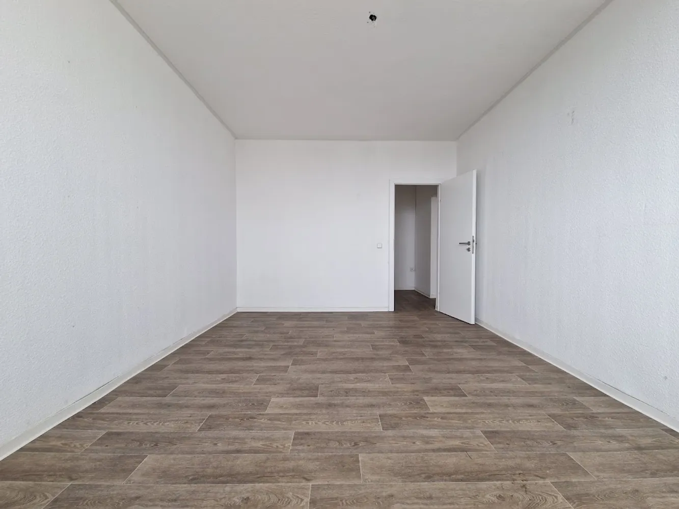 2 Zimmer Wohnung mit 45 m² in Halle (Saale) – Bild 4