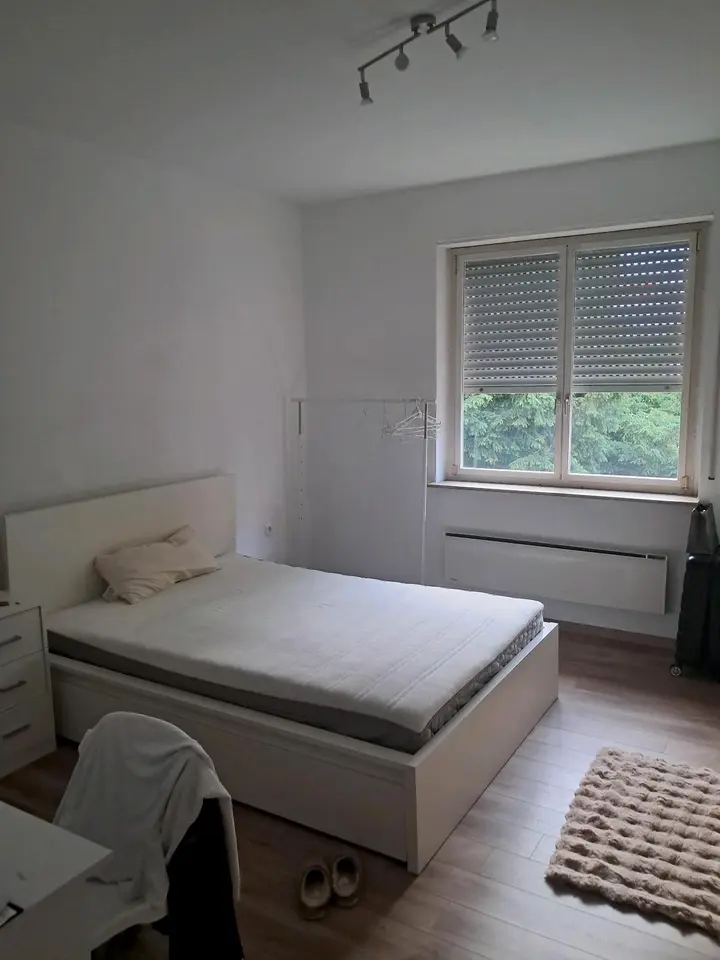 Shared room with 76 m² in Stuttgart – Photo 2