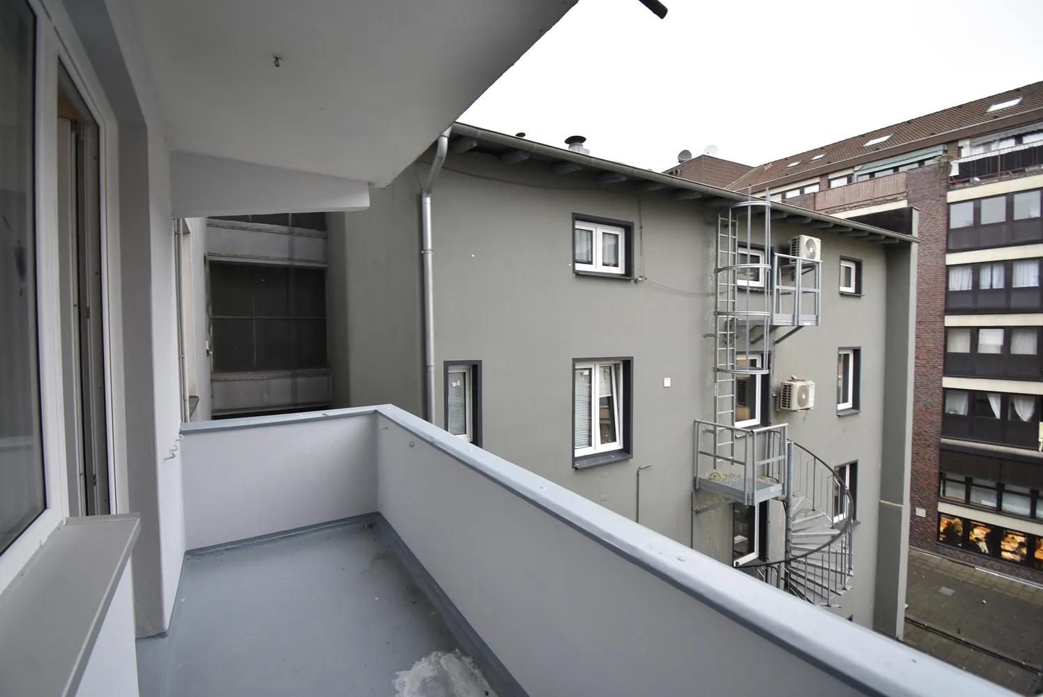 2 Zimmer Wohnung mit 67 m² in Düsseldorf – Bild 9