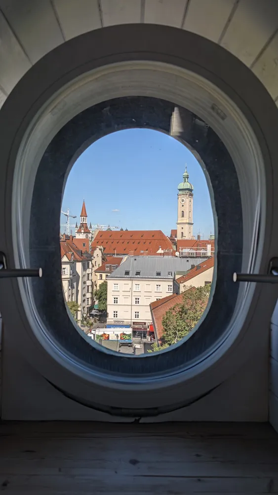 5 Zimmer Wohnung mit 129 m² in München – Bild 5
