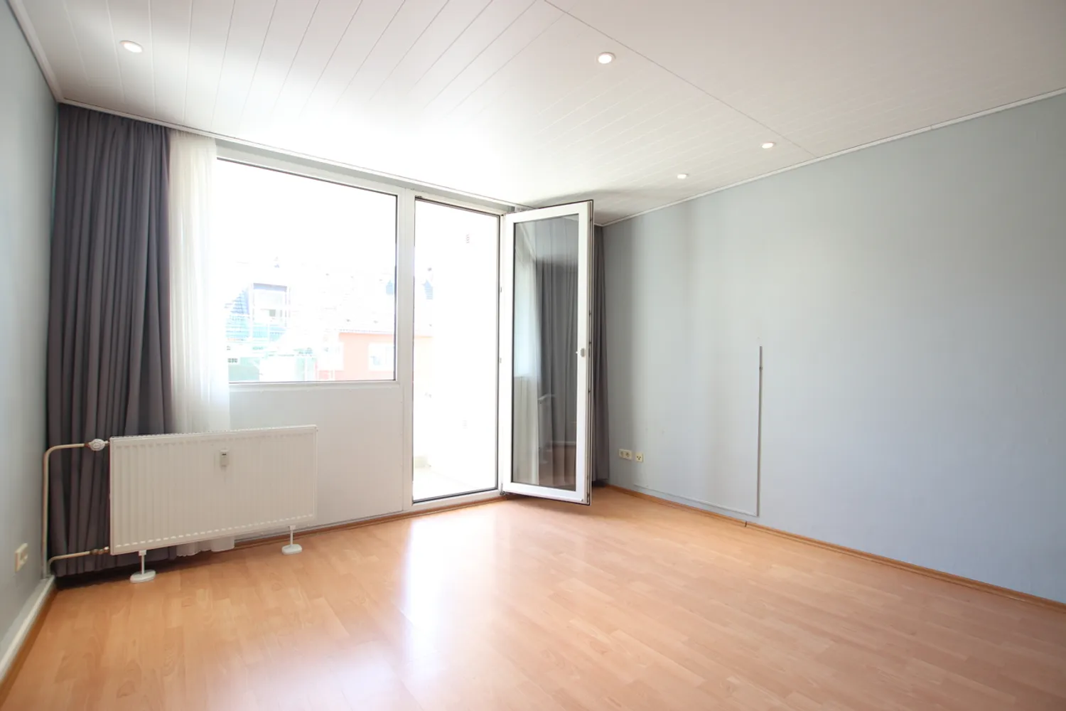 1 Zimmer Wohnung mit 34 m² in Köln – Bild 6