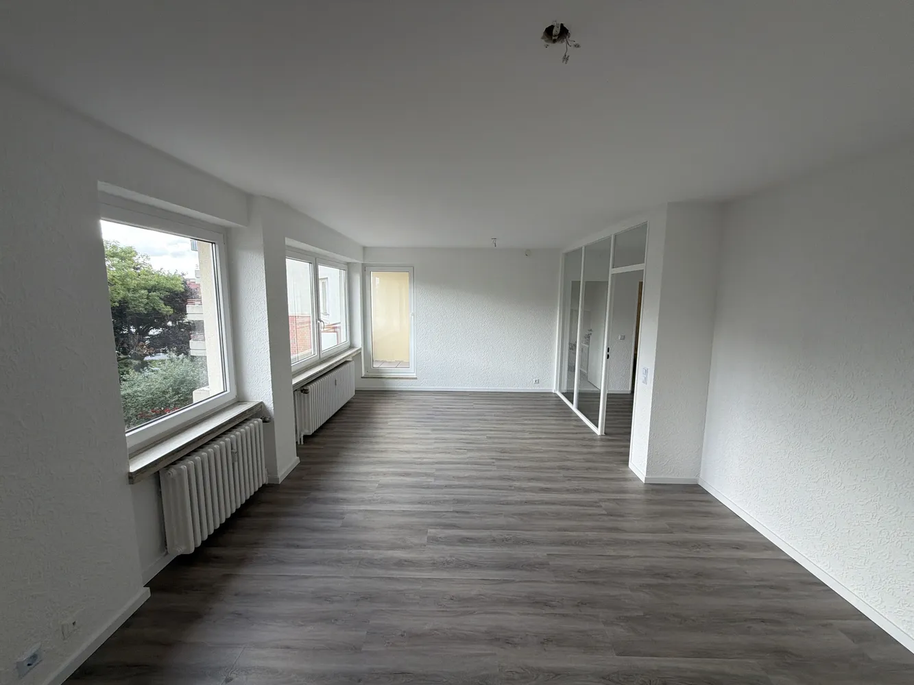 2 Zimmer Wohnung mit 61 m² in Köln – Bild 1