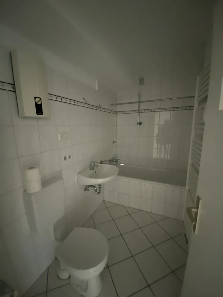 2 Zimmer Wohnung mit 56 m² in Köln – Bild 4