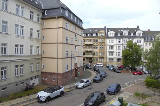 2 room apartment with 130 m² in Chemnitz – Photo 4