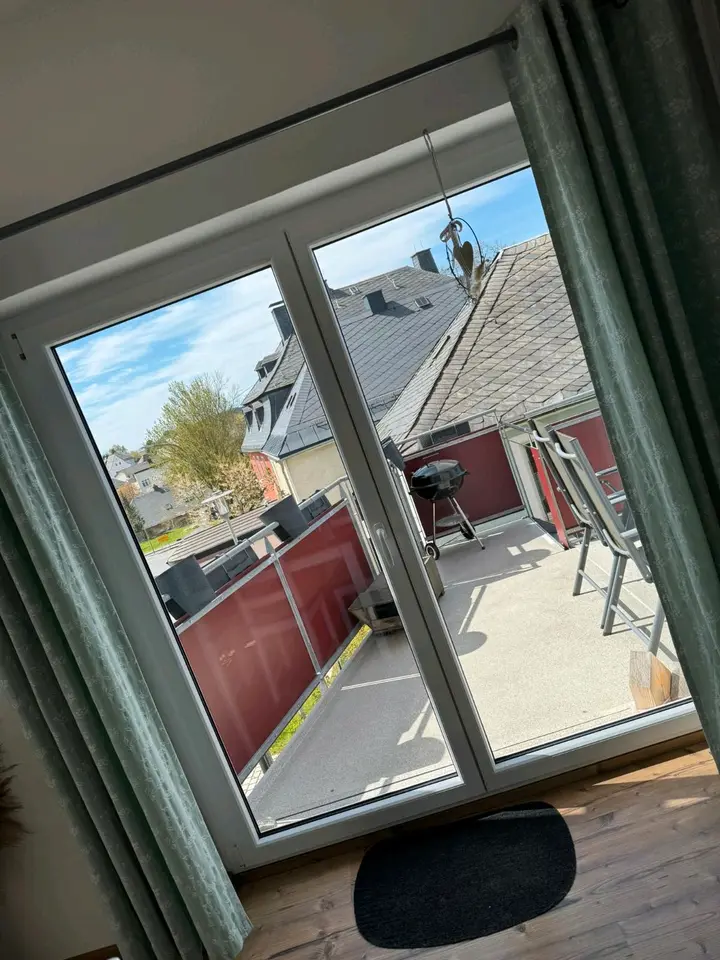 4 Zimmer Wohnung mit 120 m² in Hof – Bild 4
