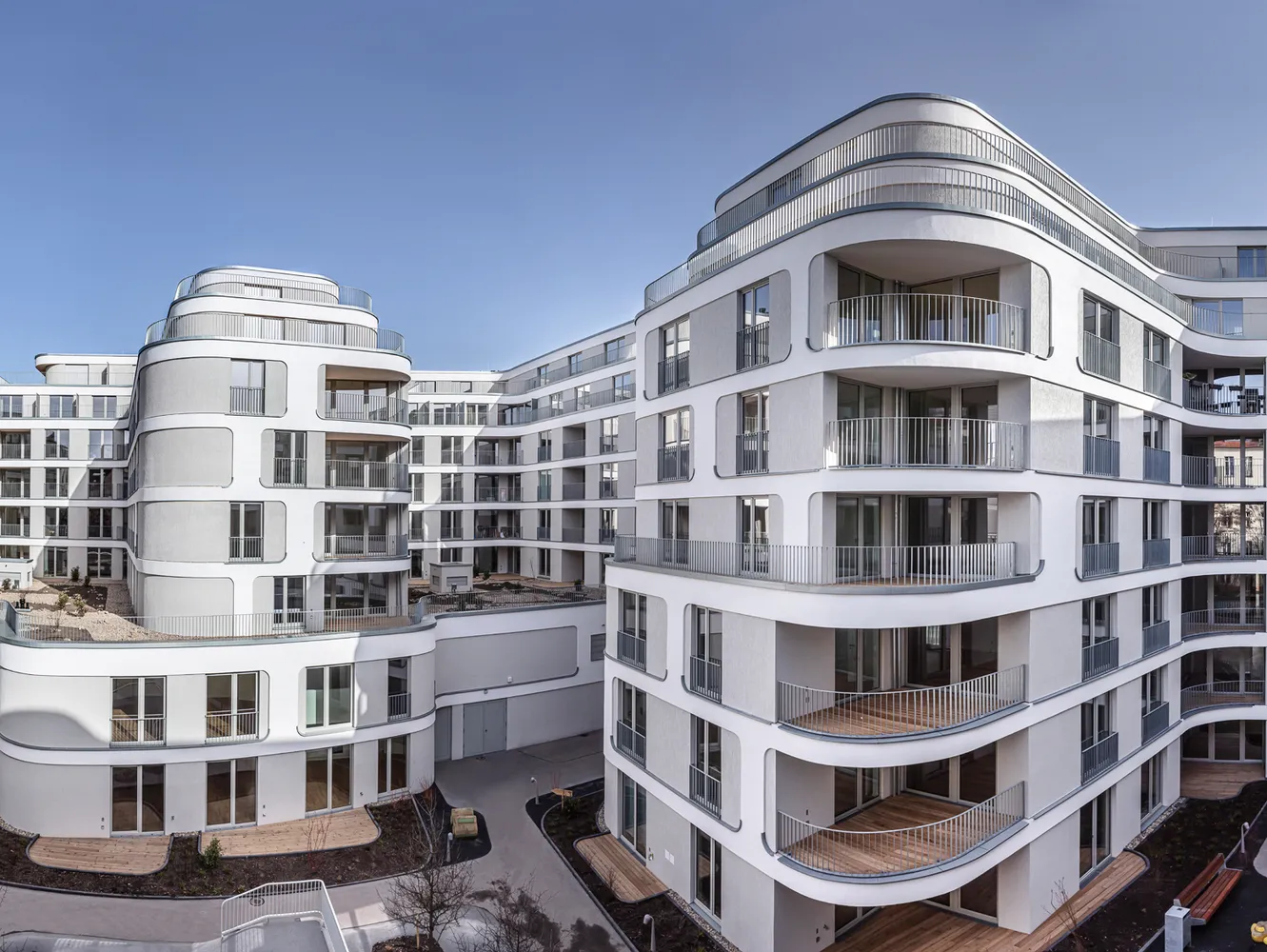 3 Zimmer Wohnung mit 104 m² in Berlin – Bild 1