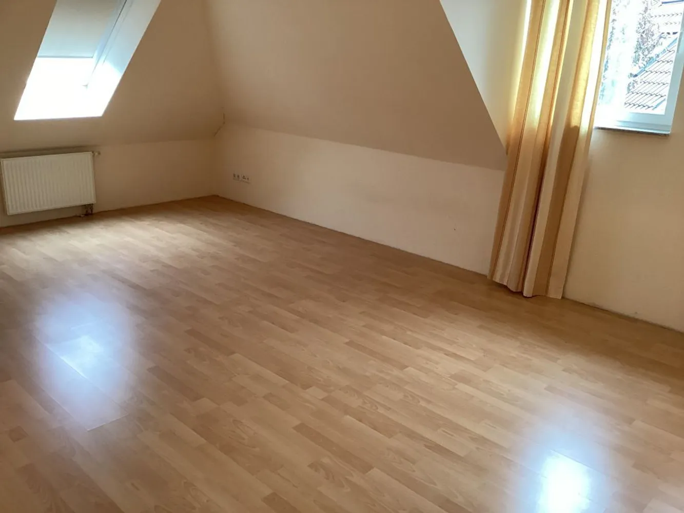 4 Zimmer Wohnung mit 118 m² in Celle – Bild 3