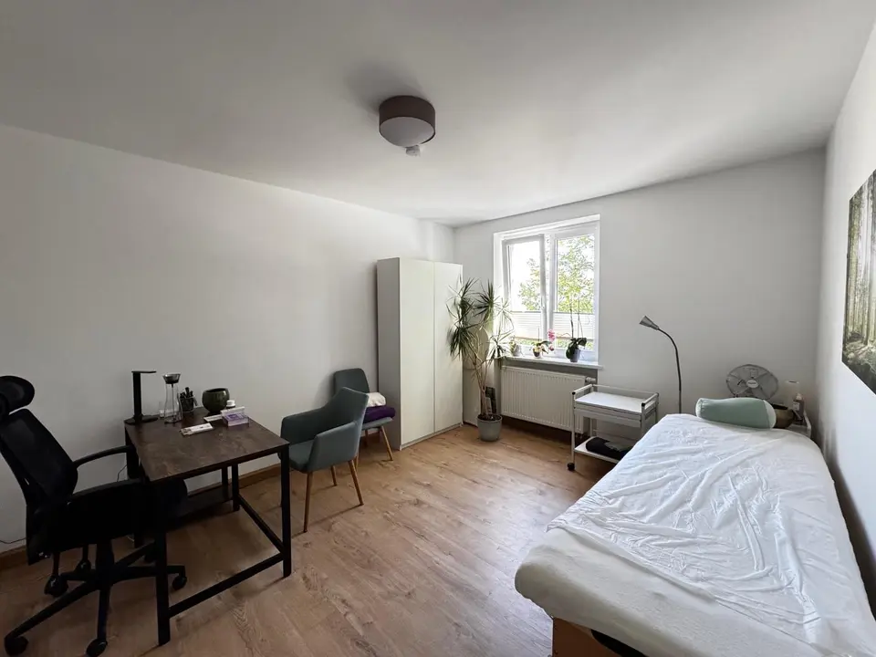 6 Zimmer Wohnung mit 126 m² in Mannheim – Bild 1