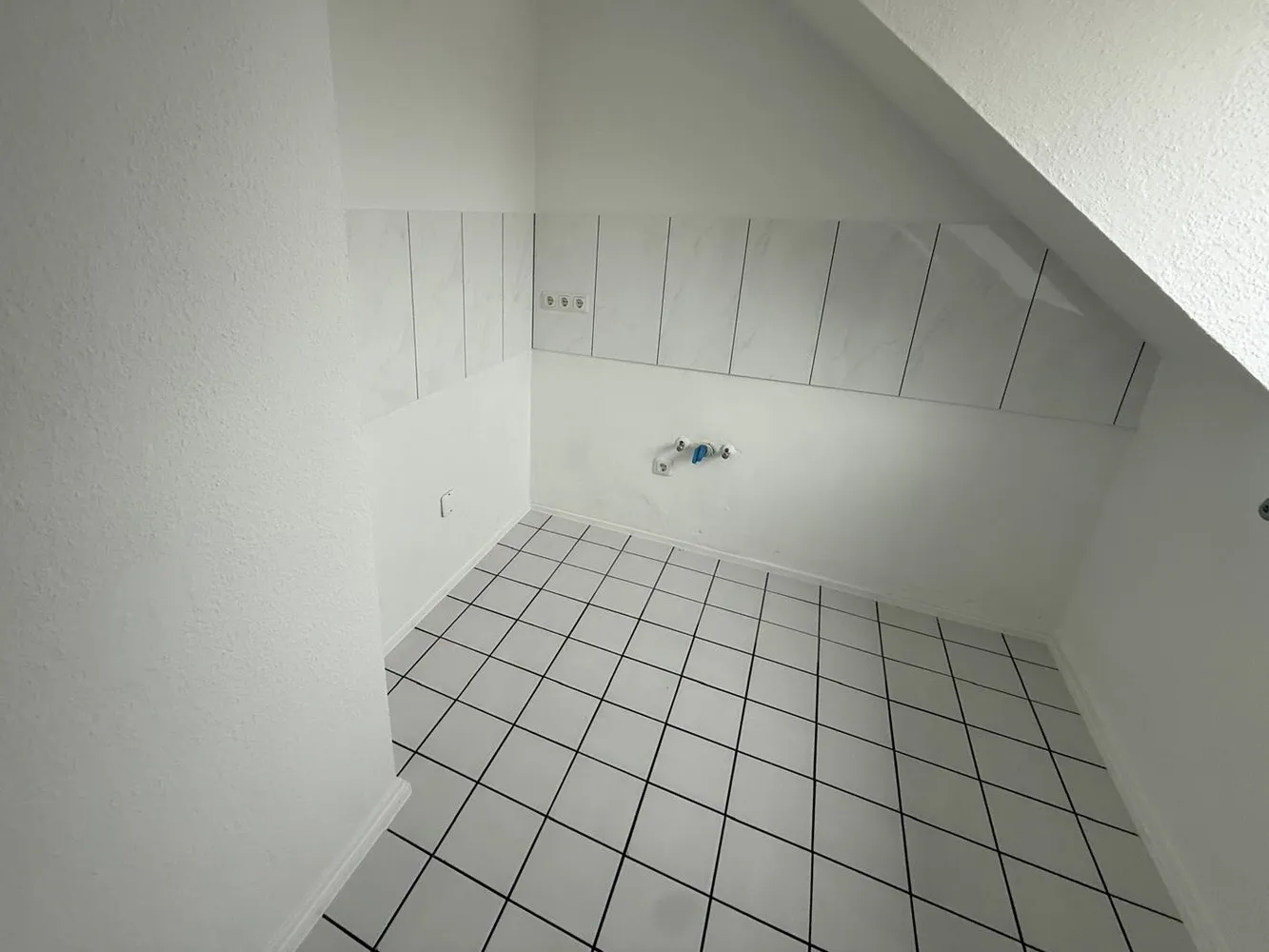 2 Zimmer Wohnung mit 80 m² in Düsseldorf – Bild 8